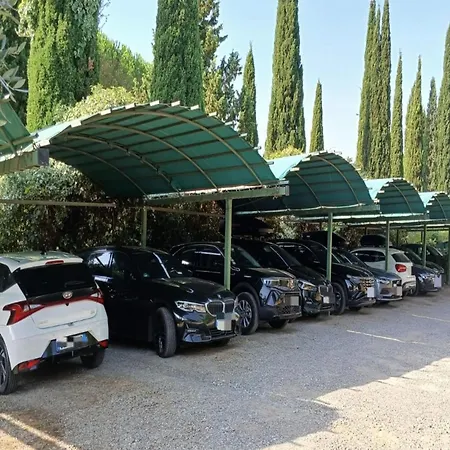 Typical Tuscan With Garden And Pool Διαμέρισμα *